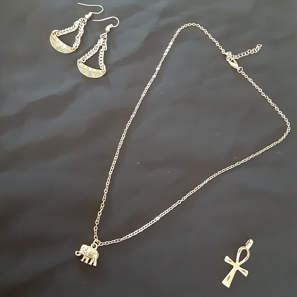 Earring/necklace/pendant set